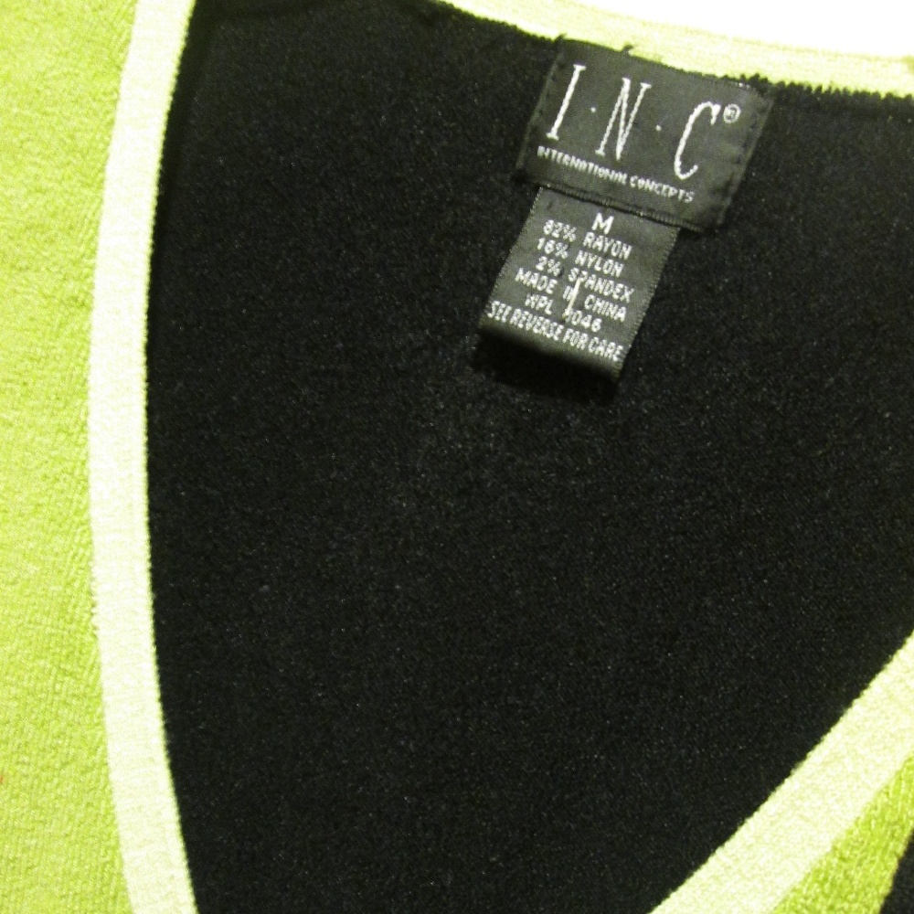 I.N.C. MEDIUM SWEATER WITH BLOCK COLORS, - Picture 4 of 5